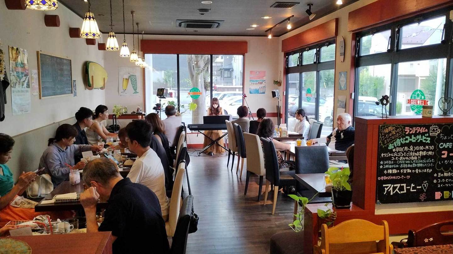 カフェ演奏